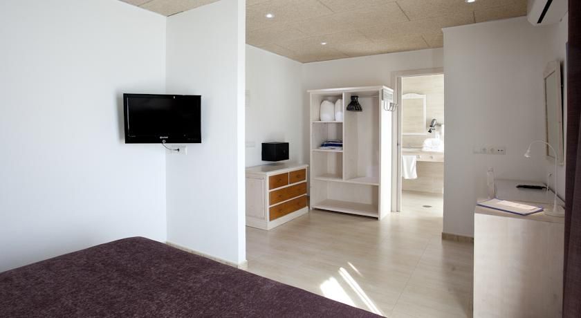 Hotel & Spa Entre Pinos-Adults Only Es Calo  Ngoại thất bức ảnh