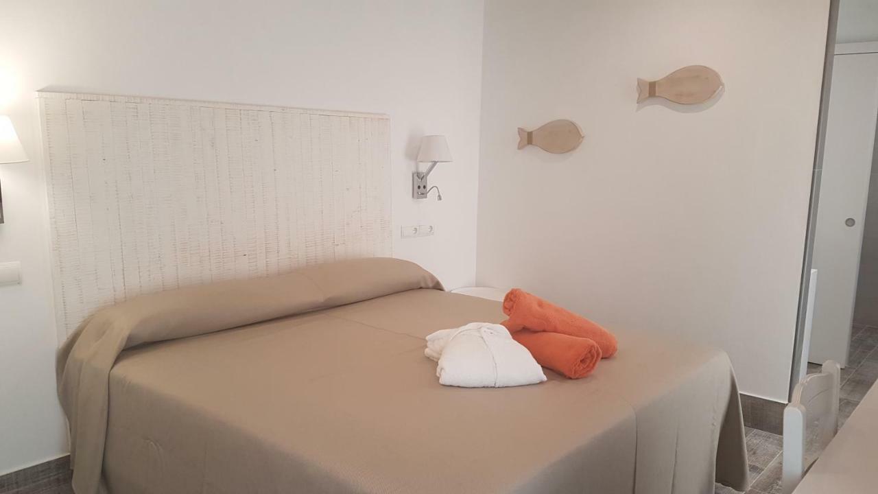 Hotel & Spa Entre Pinos-Adults Only Es Calo  Ngoại thất bức ảnh